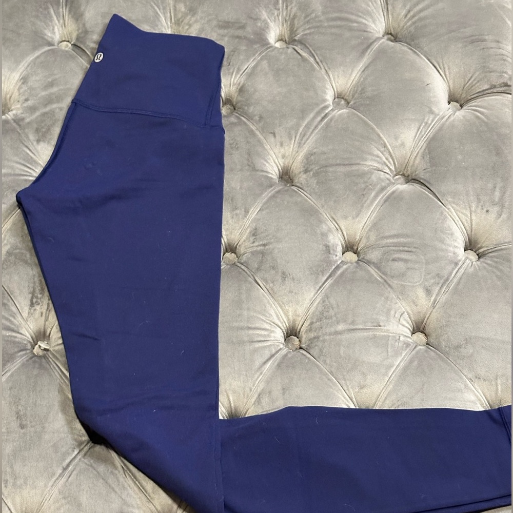 Lululemon Leggings - navy- worn 2 times